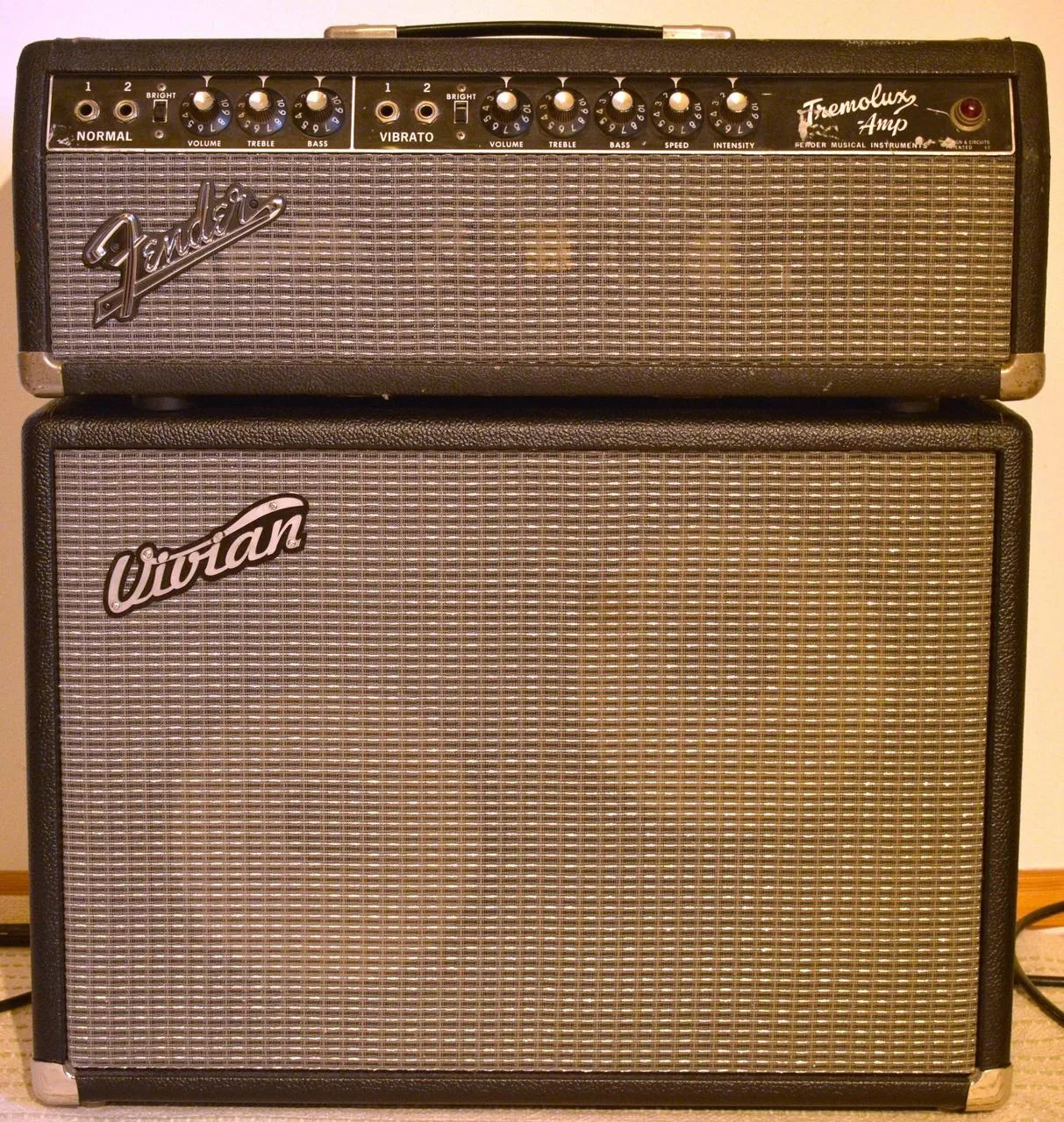 1966 Fender Tremolux Export + Vivian 2x10"