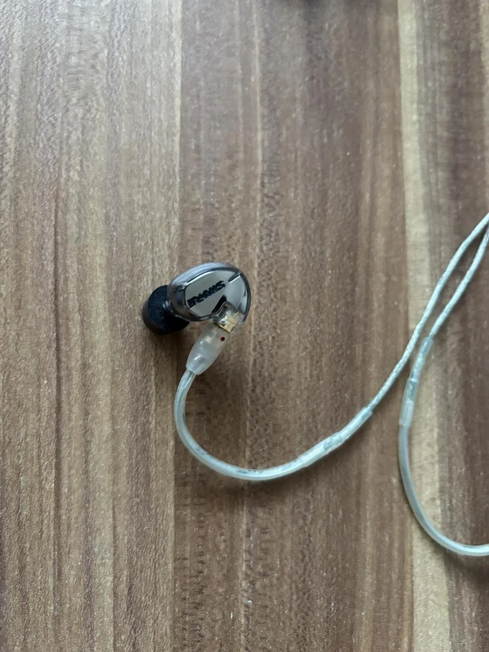 SHURE SE 425 in ear sluchátka