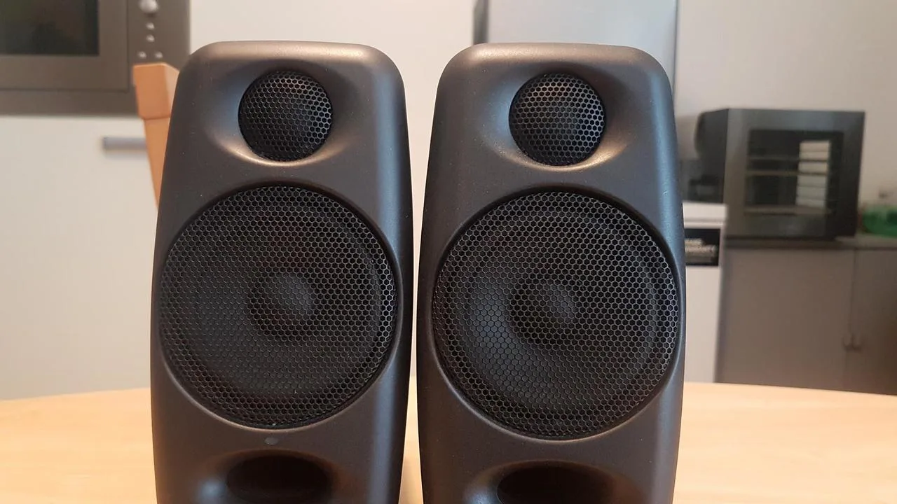 IK Multimedia iLoud Micro Monitor