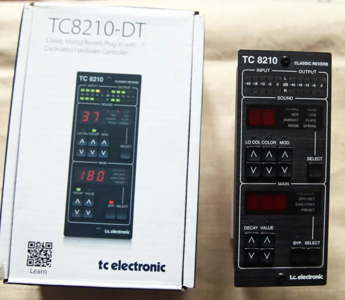 Reverb TC-8210