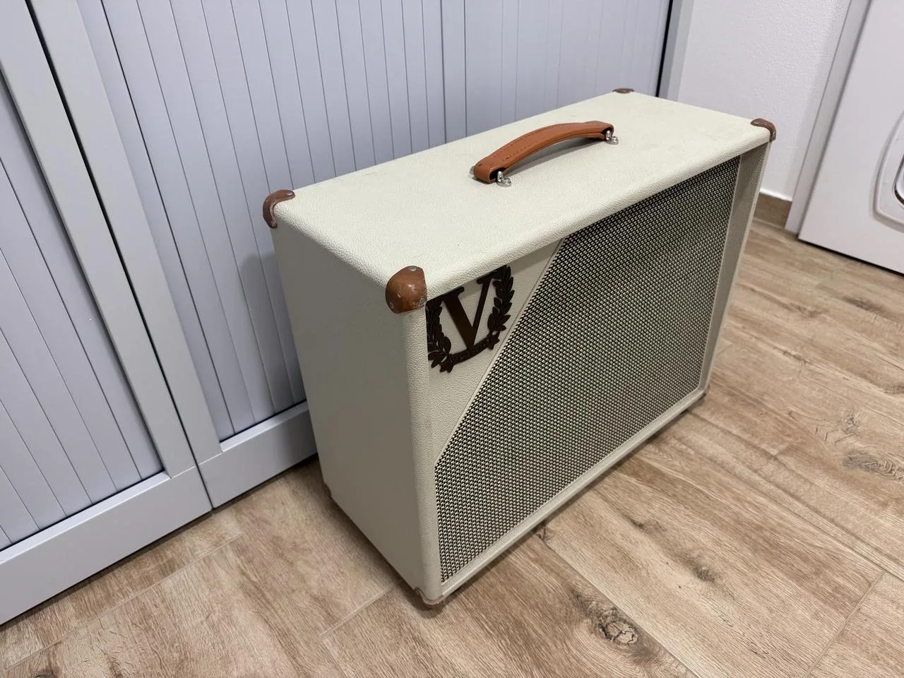 VICTORY V112-WC-75 - 1x12 Tone Tubby Alnico Red