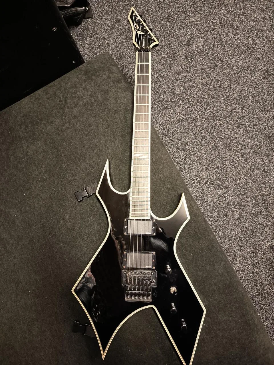 B.C. Rich Warlock NJ Deluxe