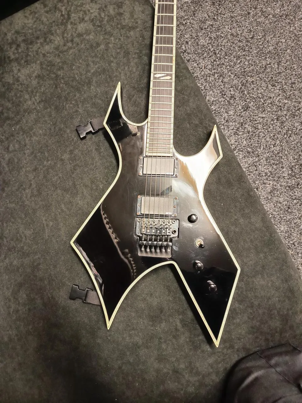 B.C. Rich Warlock NJ Deluxe