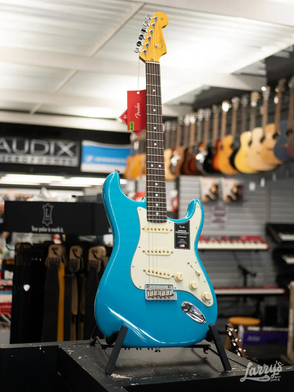 Fender American Professional II Stratocaster Miami blue