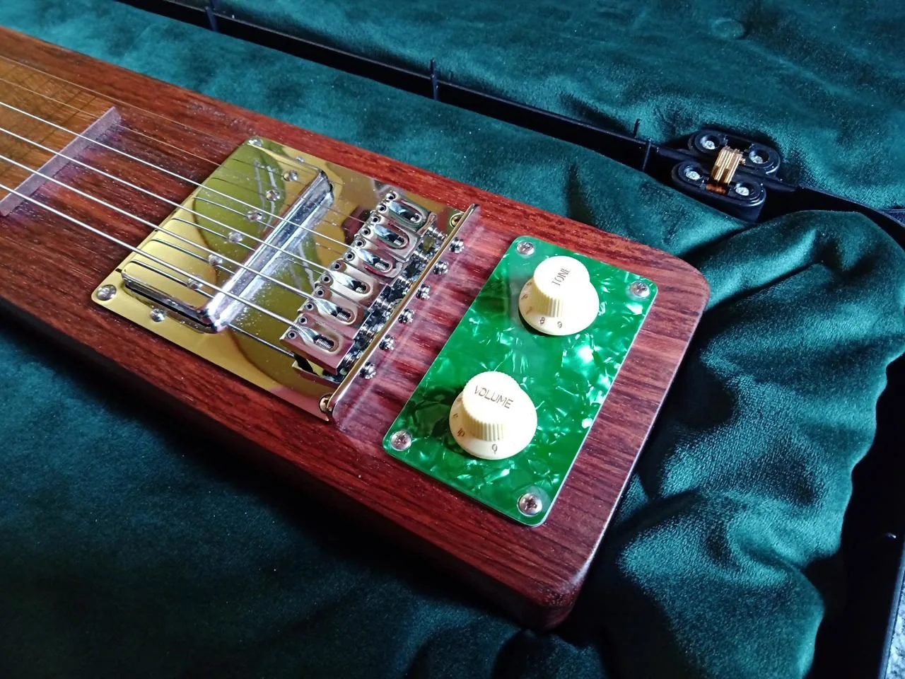 Lap Steel
