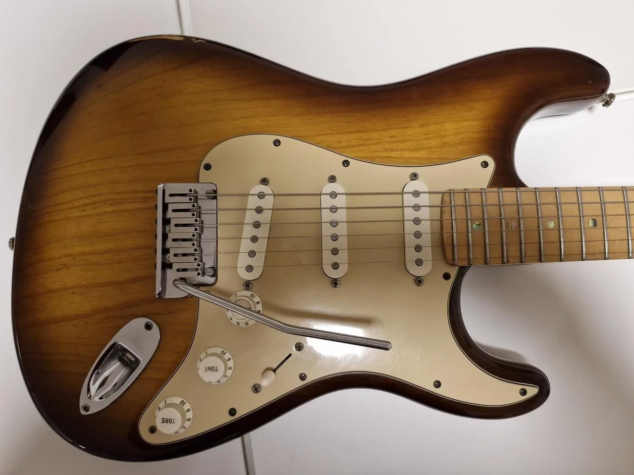 American Deluxe Stratocaster z roku 2005