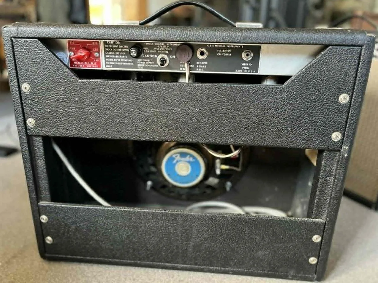 1973 Fender Princeton - rezervace
