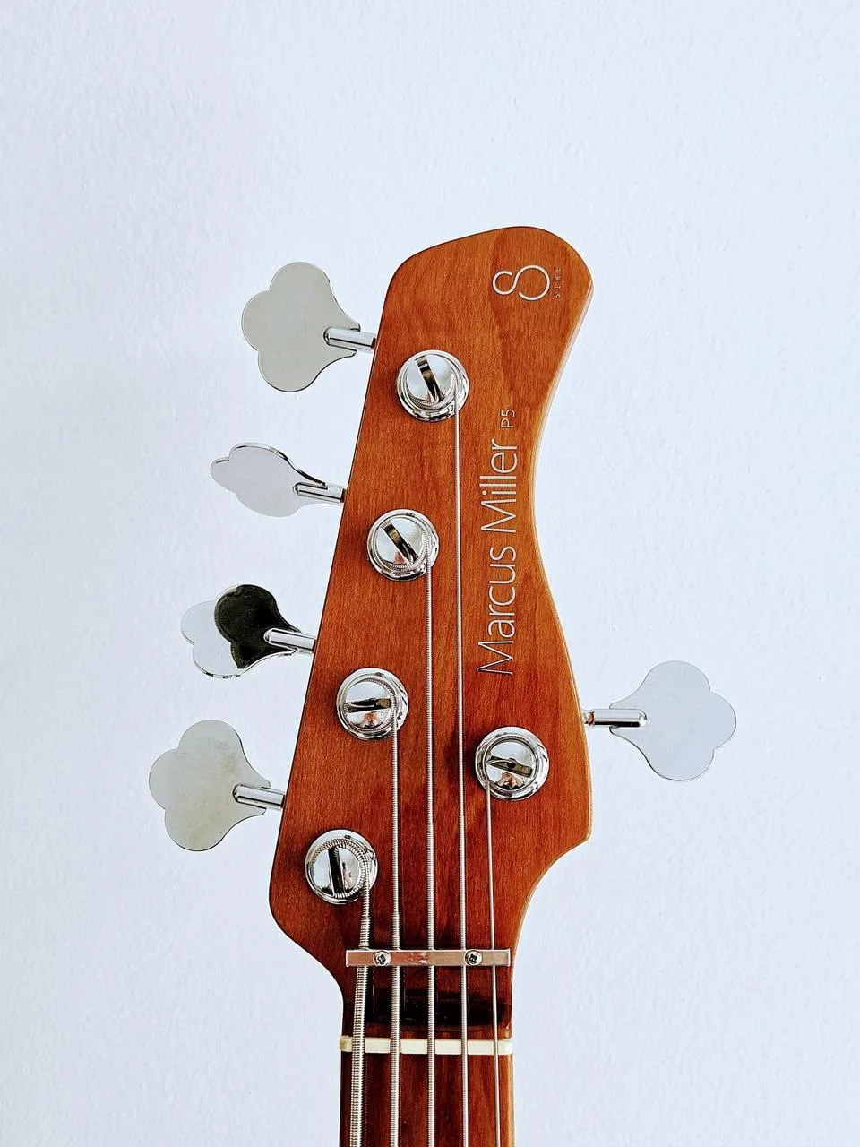 Sire Marcus Miller P5 Alder 5TS 2. gen. + gigbag