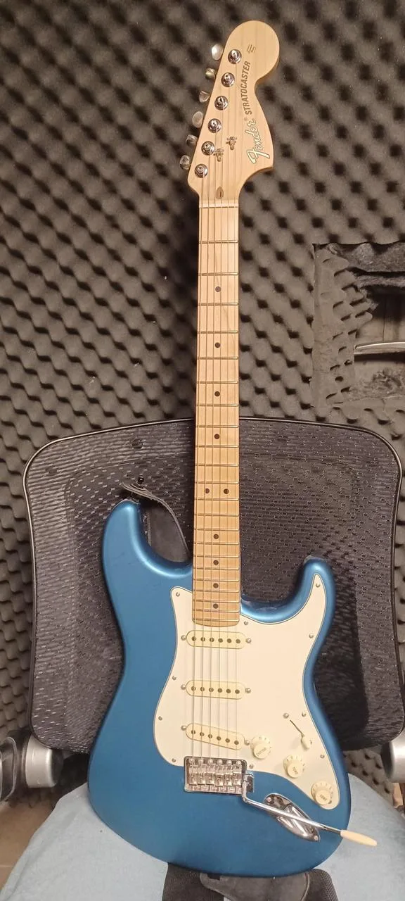 FenderAM Perf Strat MN Satin LPB