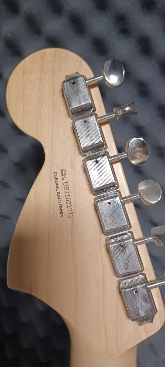 FenderAM Perf Strat MN Satin LPB