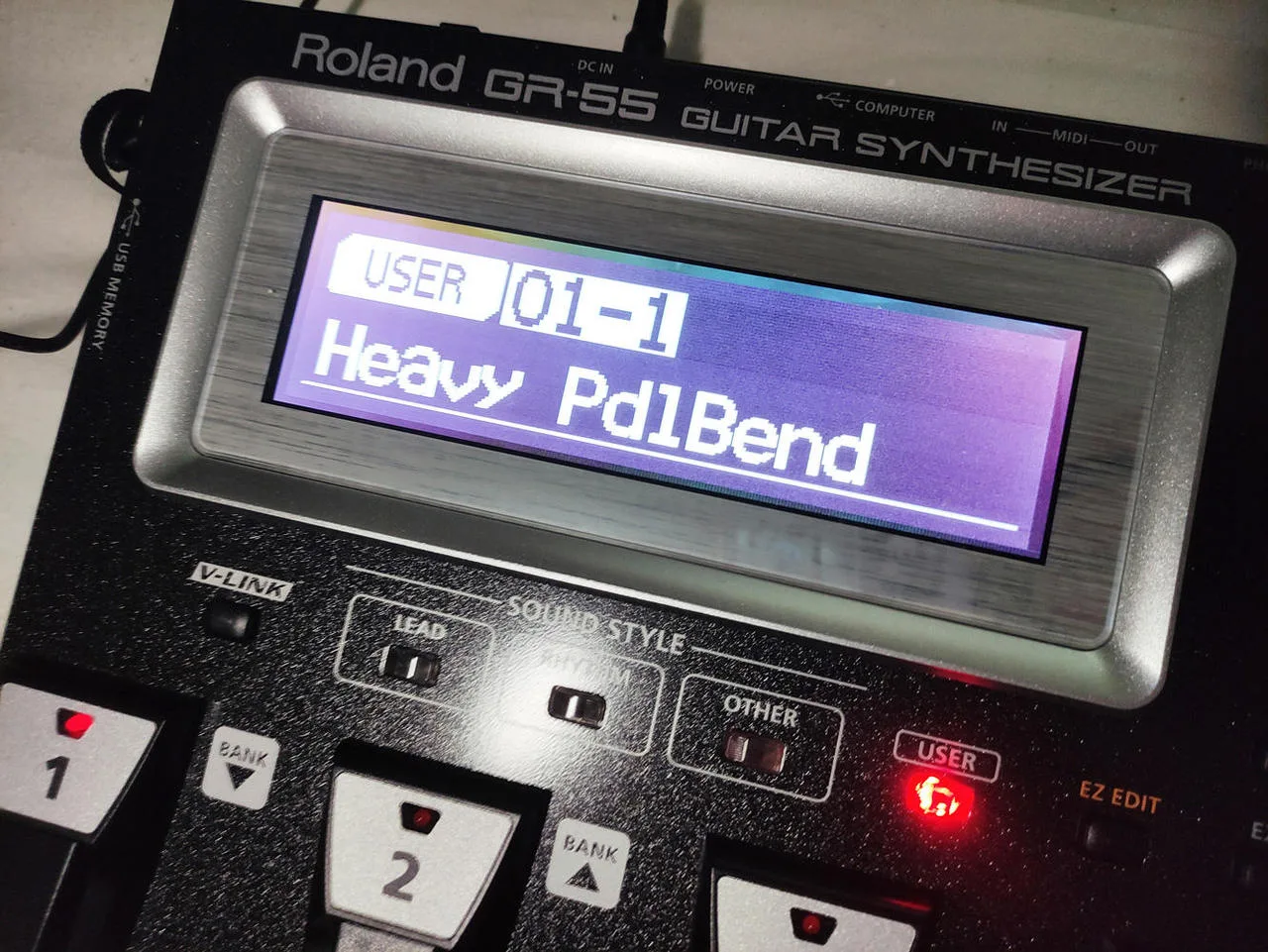 Gitarový syntetizátor/multiefekt Roland GR-55