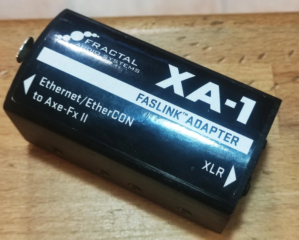Fractal Audio XA-1 FASLINK Adapter (prevodník)