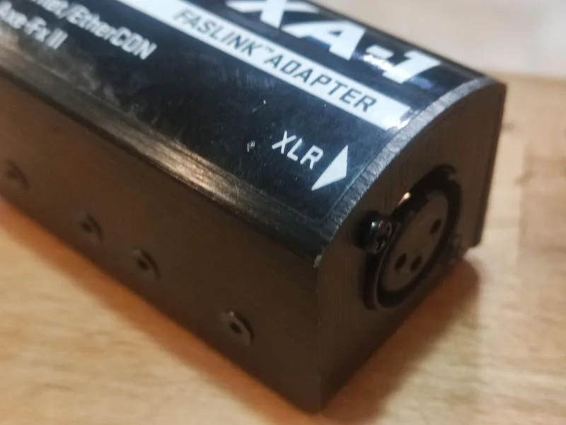 Fractal Audio XA-1 FASLINK Adapter (prevodník)