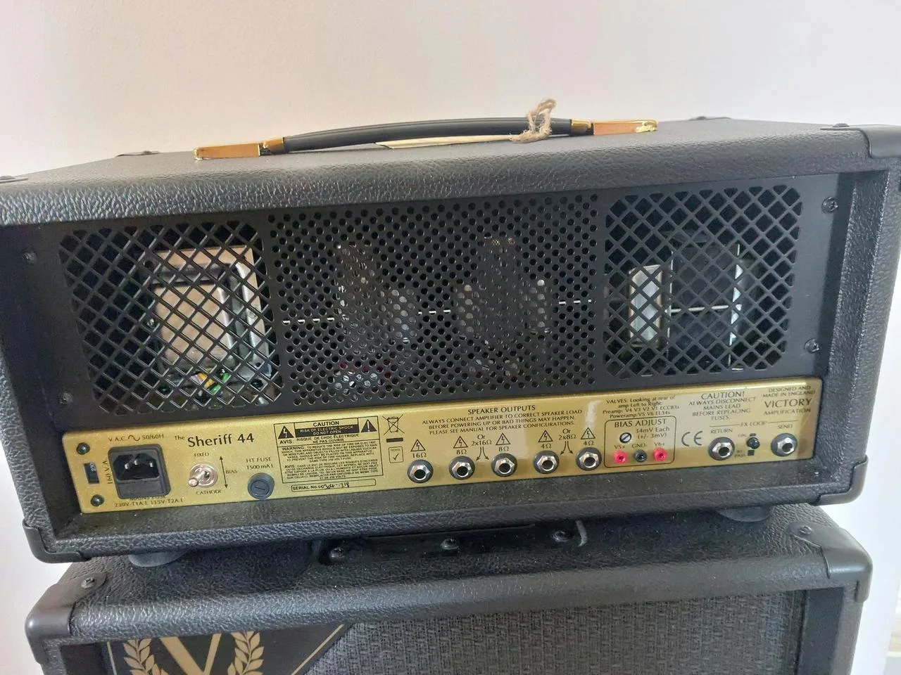 Victory Sheriff 44 + box 2x12