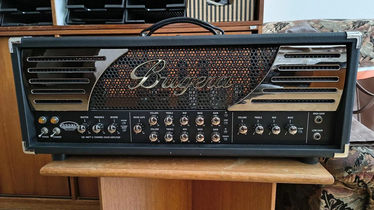 Lampový kytarový zesilovač Bugera 333xl