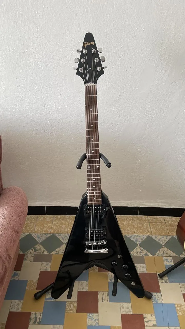Gibson 80’s Flying V