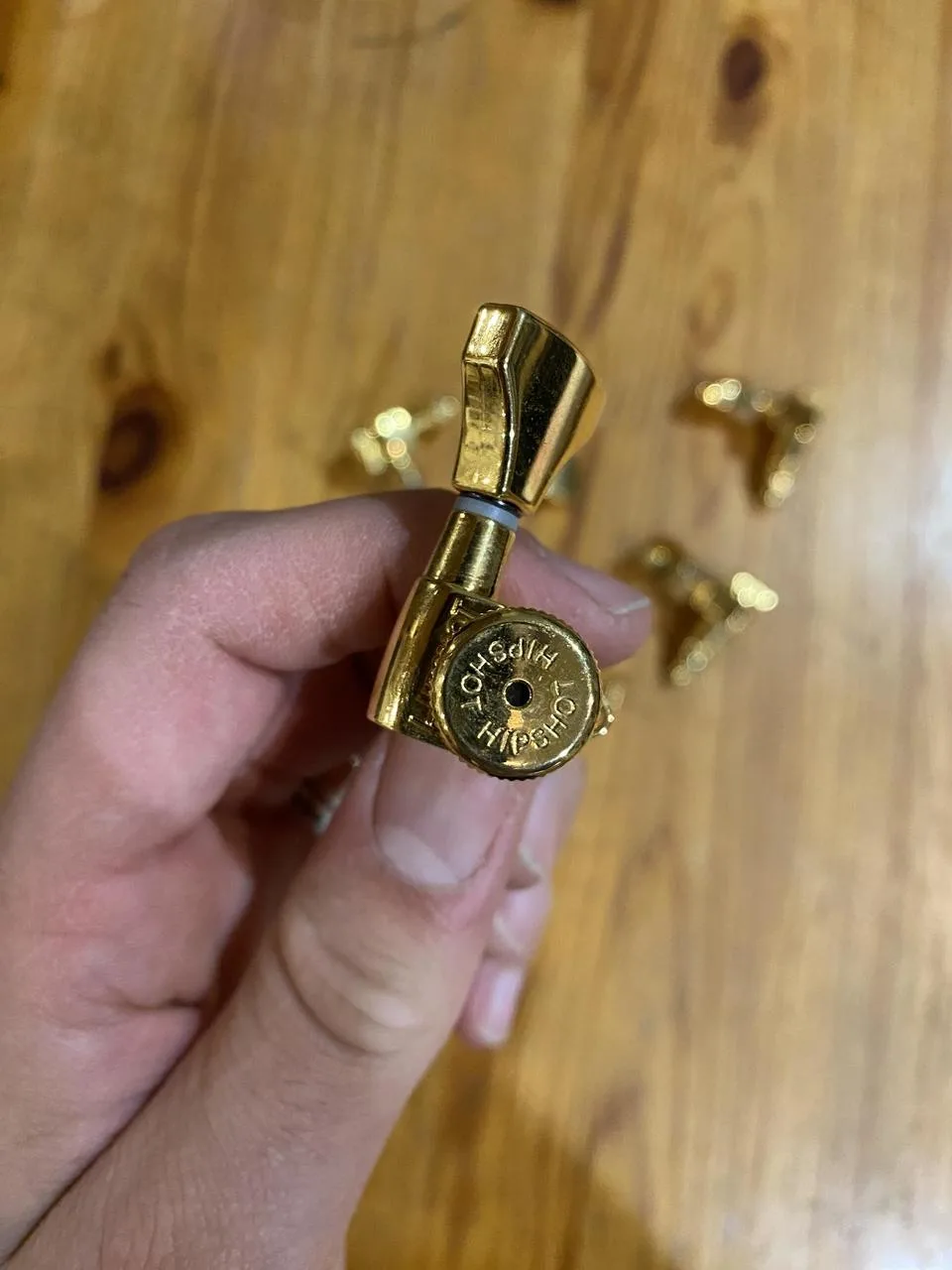 Ladící mechaniky Hipshot Grip-Lock zlaté
