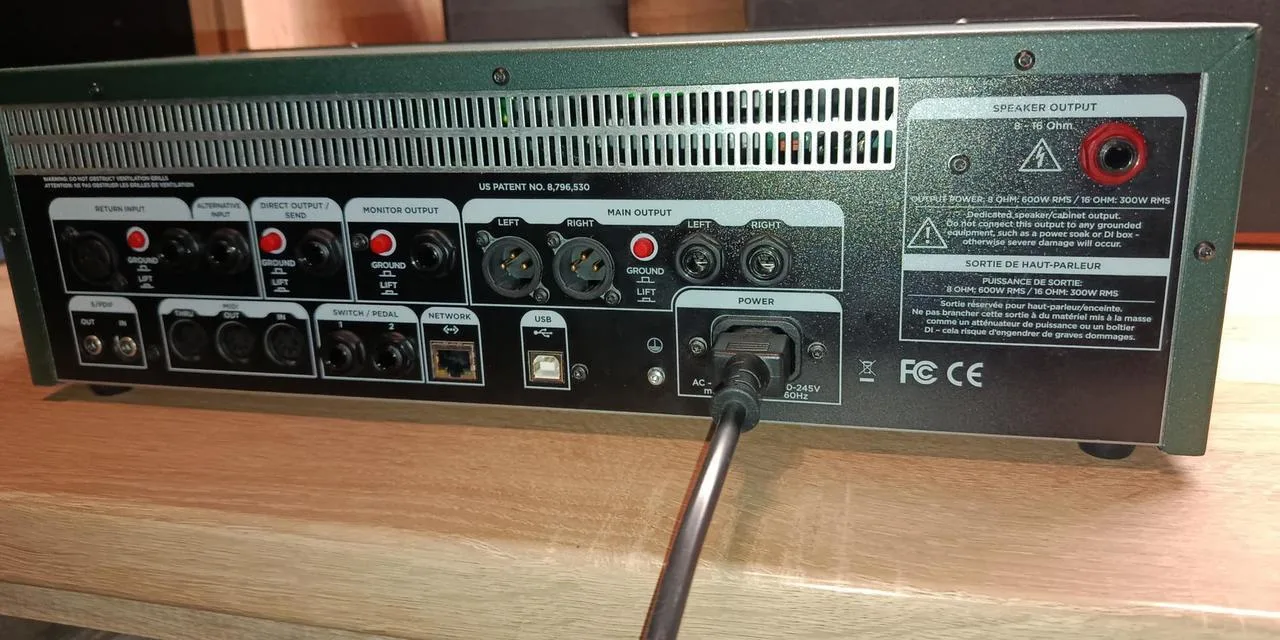 Kemper Power Rack 600W (verze se zesilovačem)