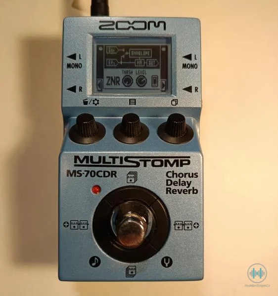 univerzální multiefekt Zoom MS-70CDR