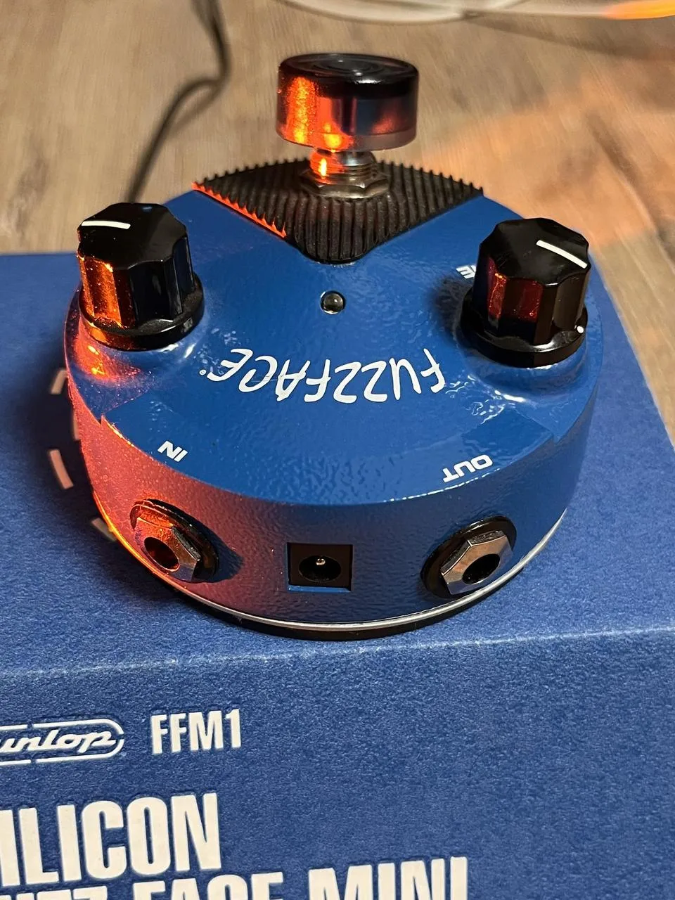 (již raritka) Dunlop FFM1 Silicon Fuzz Face Mini + DÁREK