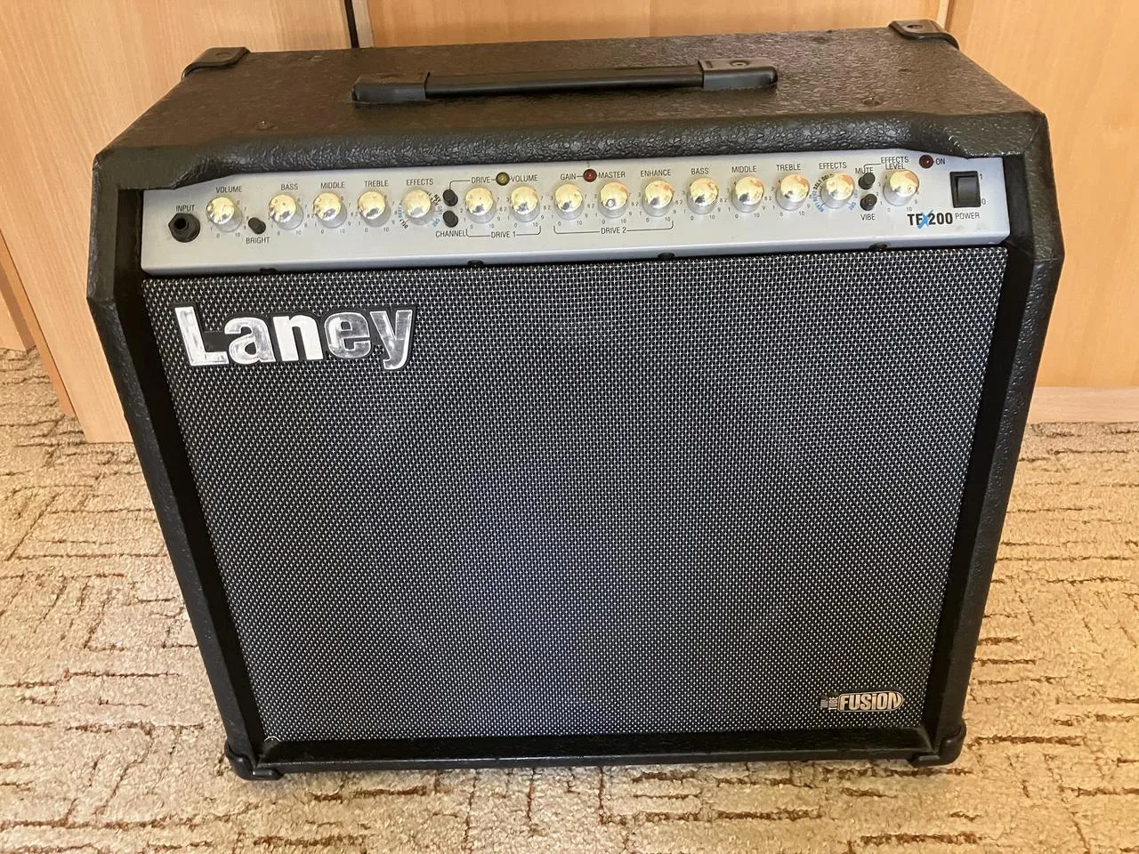 Laney TFX 200