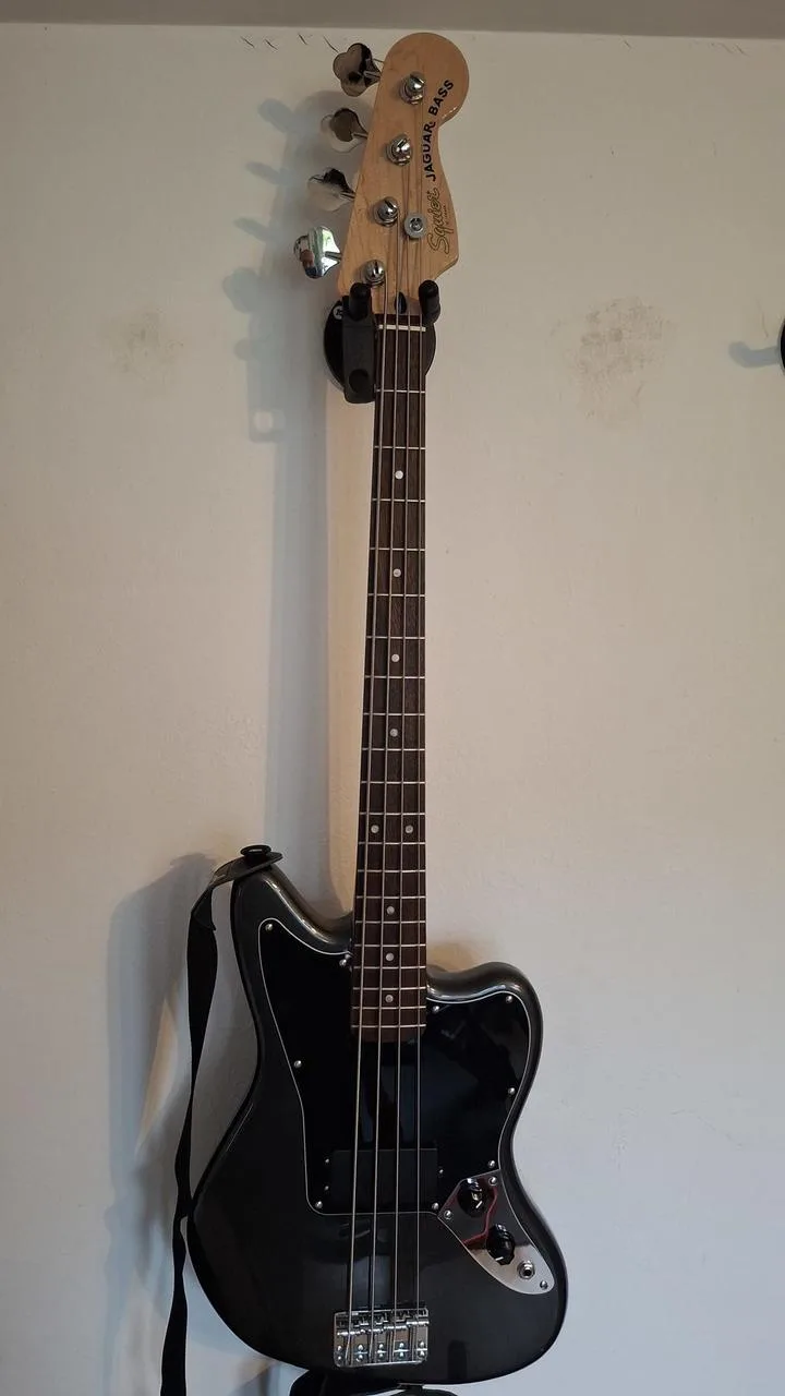 Fender Squier Affinity Jaguar Bass H LRL CFM