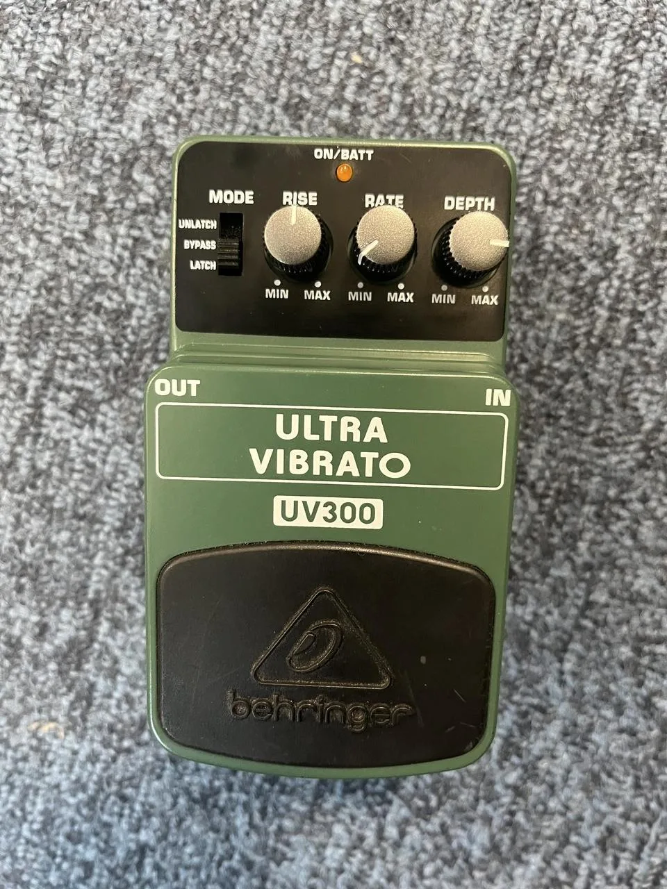 Behringer UV300 Ultra Vibrato