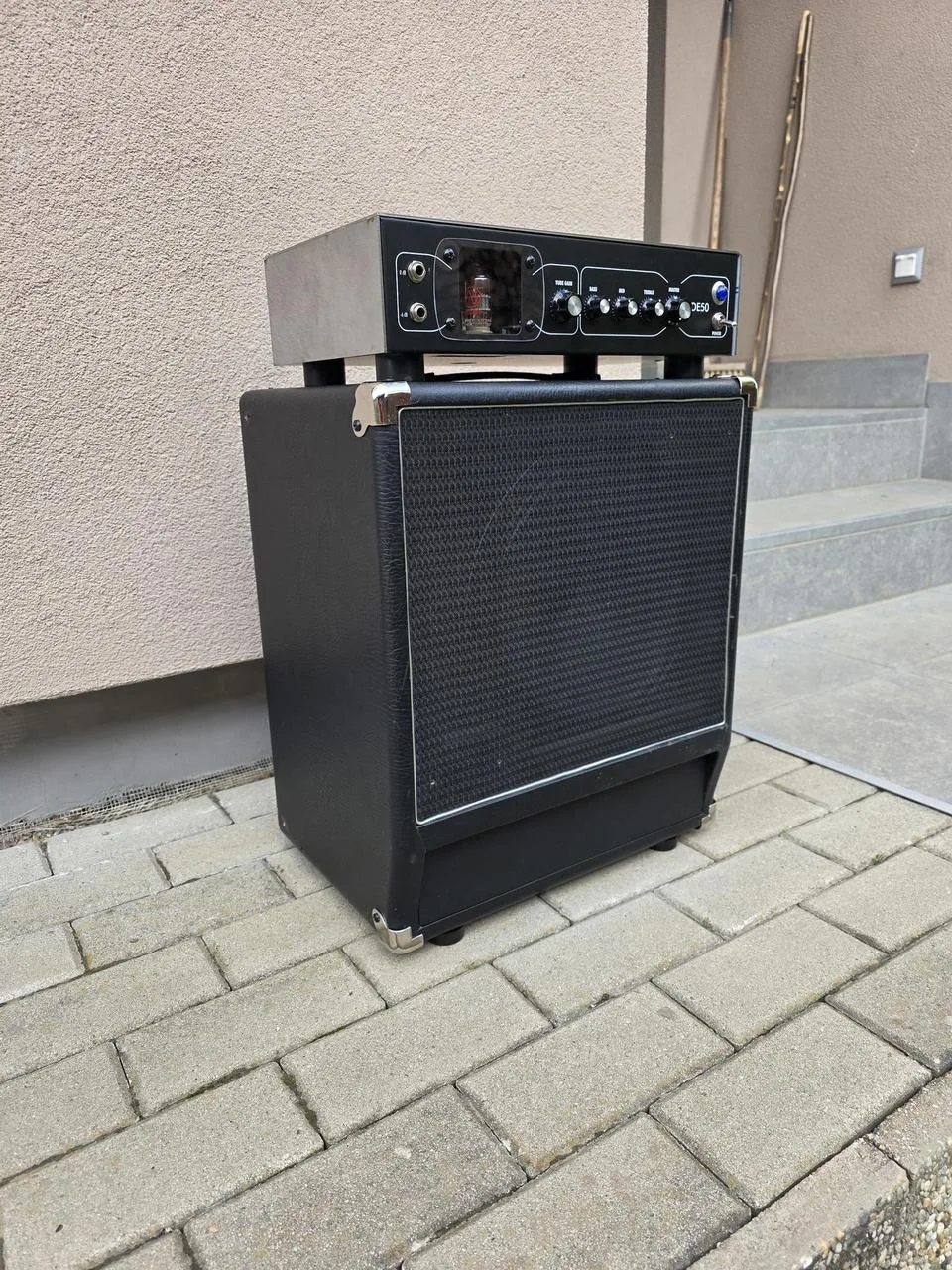 Baskytarovy reprobox 1x12