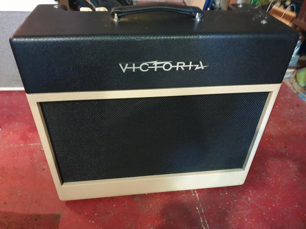 Victoria silver-sonic USA boutique amp,take castecne vyměna