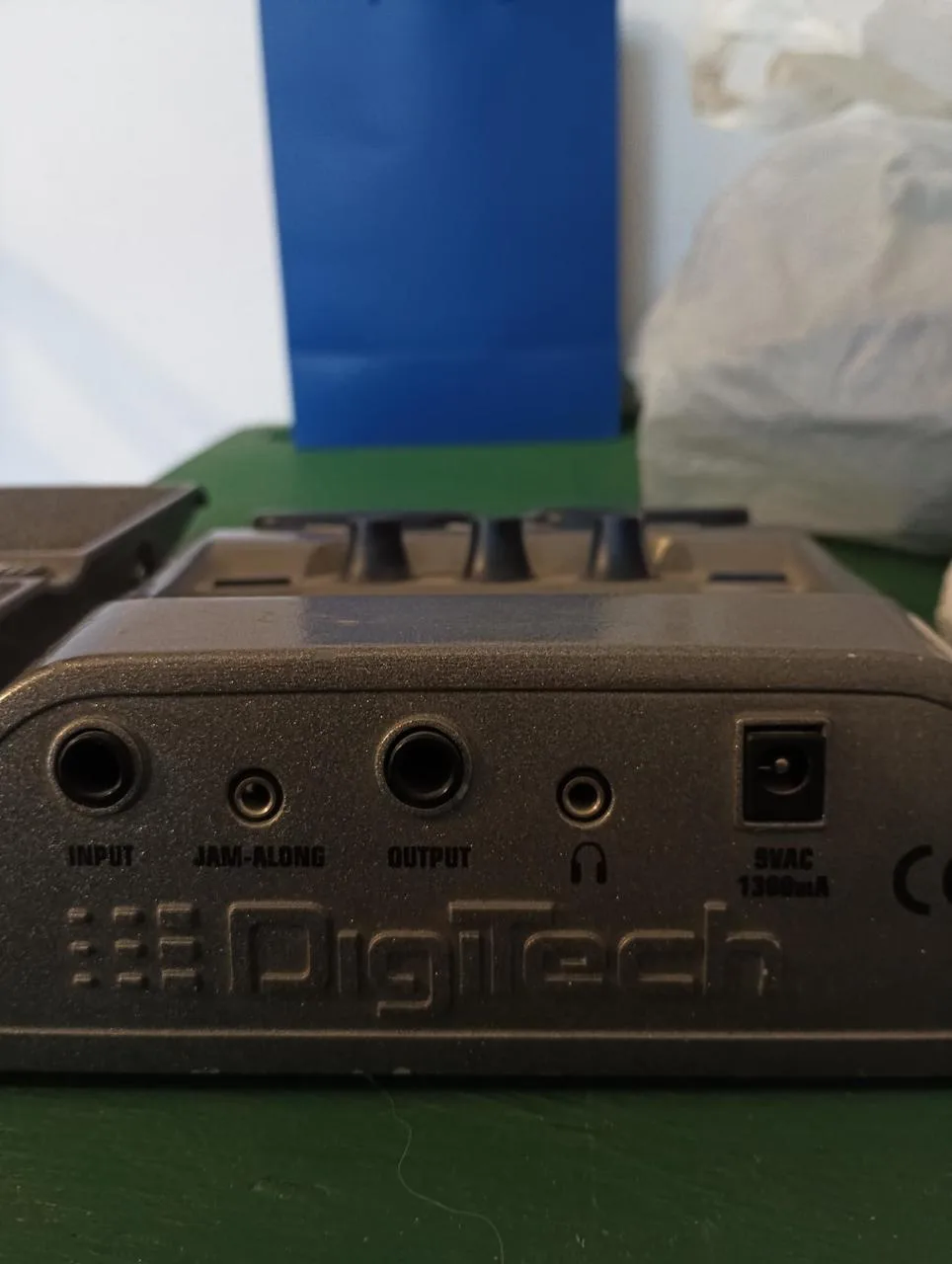 Multiefekt Digitech RP200 + Kustom DART10FX + bonus