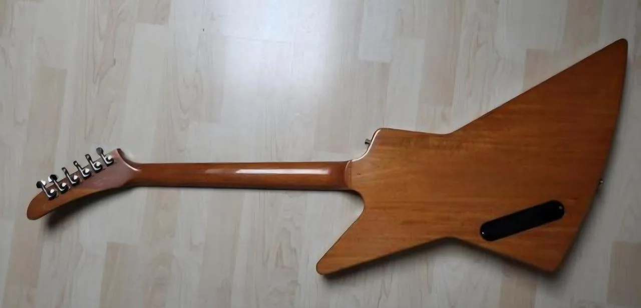 GIBSON Explorer, USA 2021.