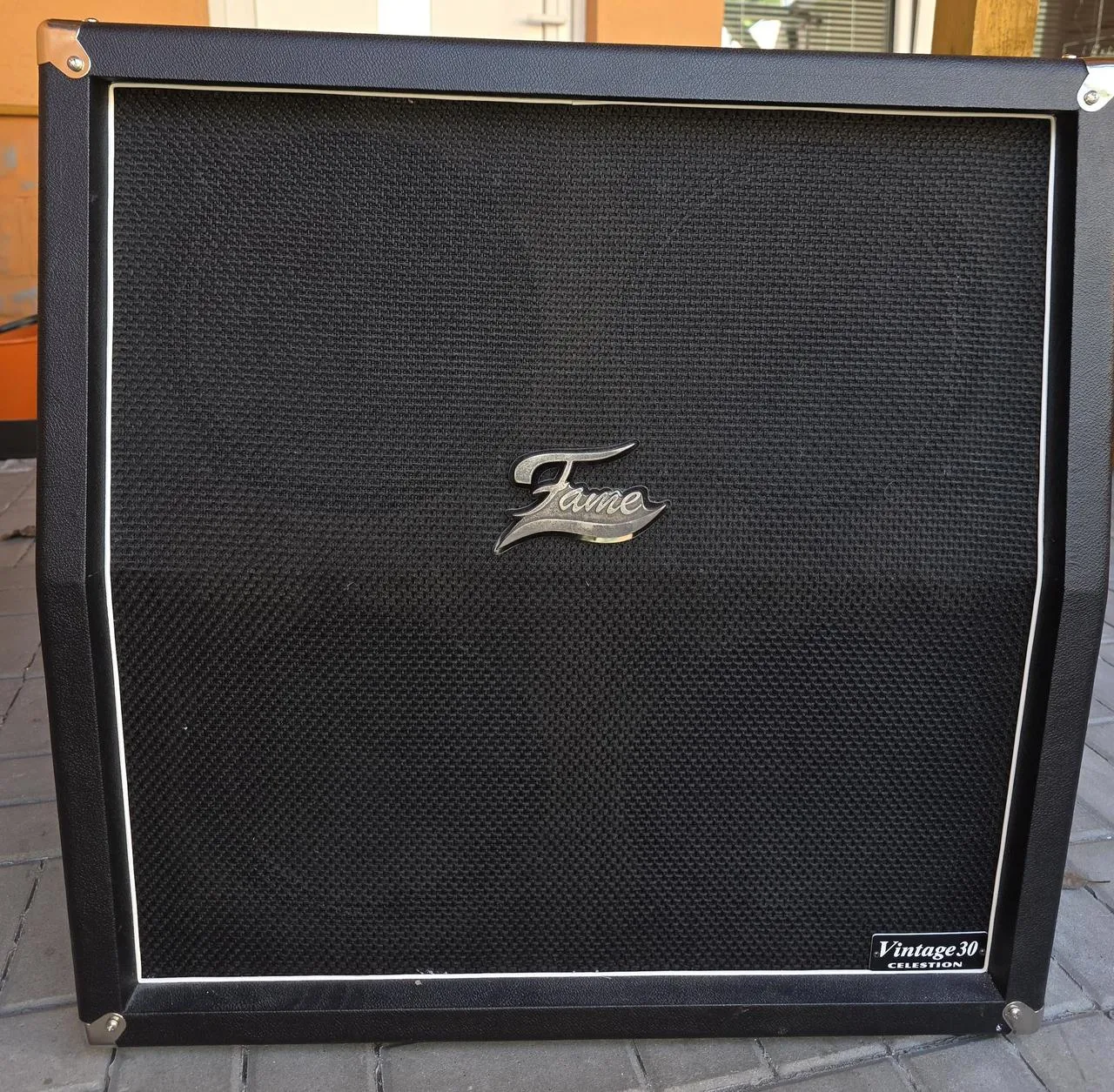 REZRVACE / Fame 412A - Celestion Vintage