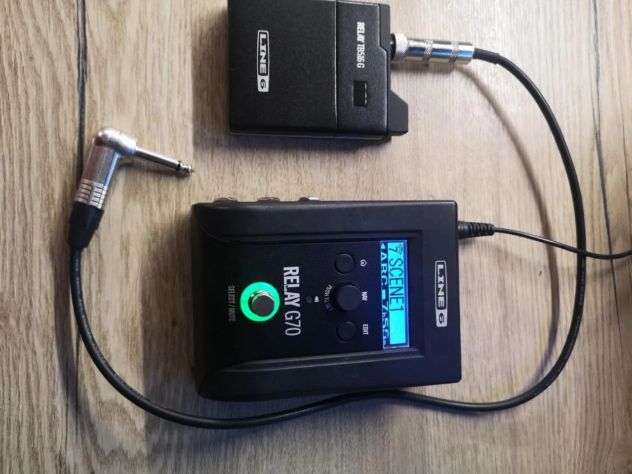 Line6 RELAY G70 vysílačka