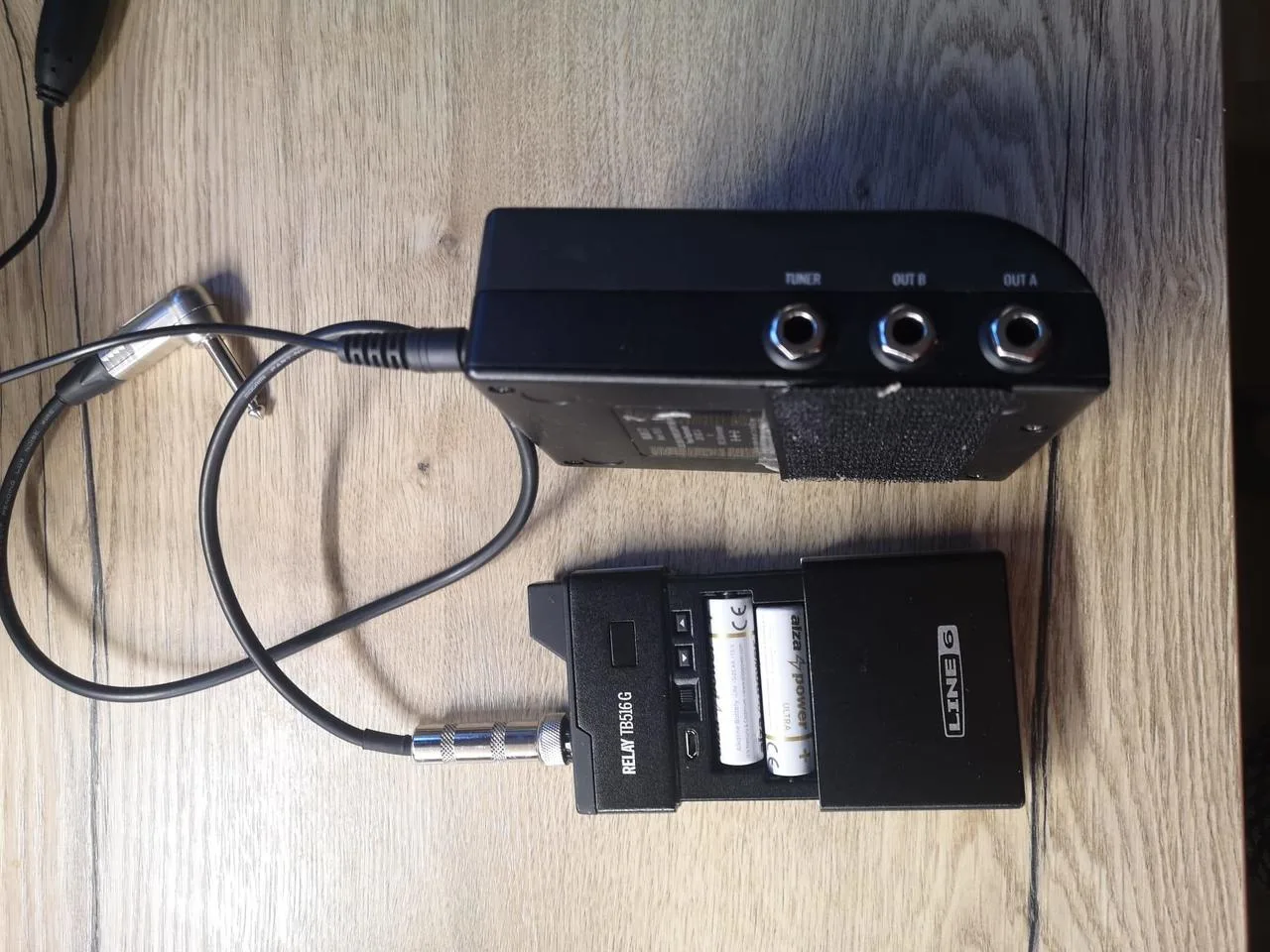 Line6 RELAY G70 vysílačka