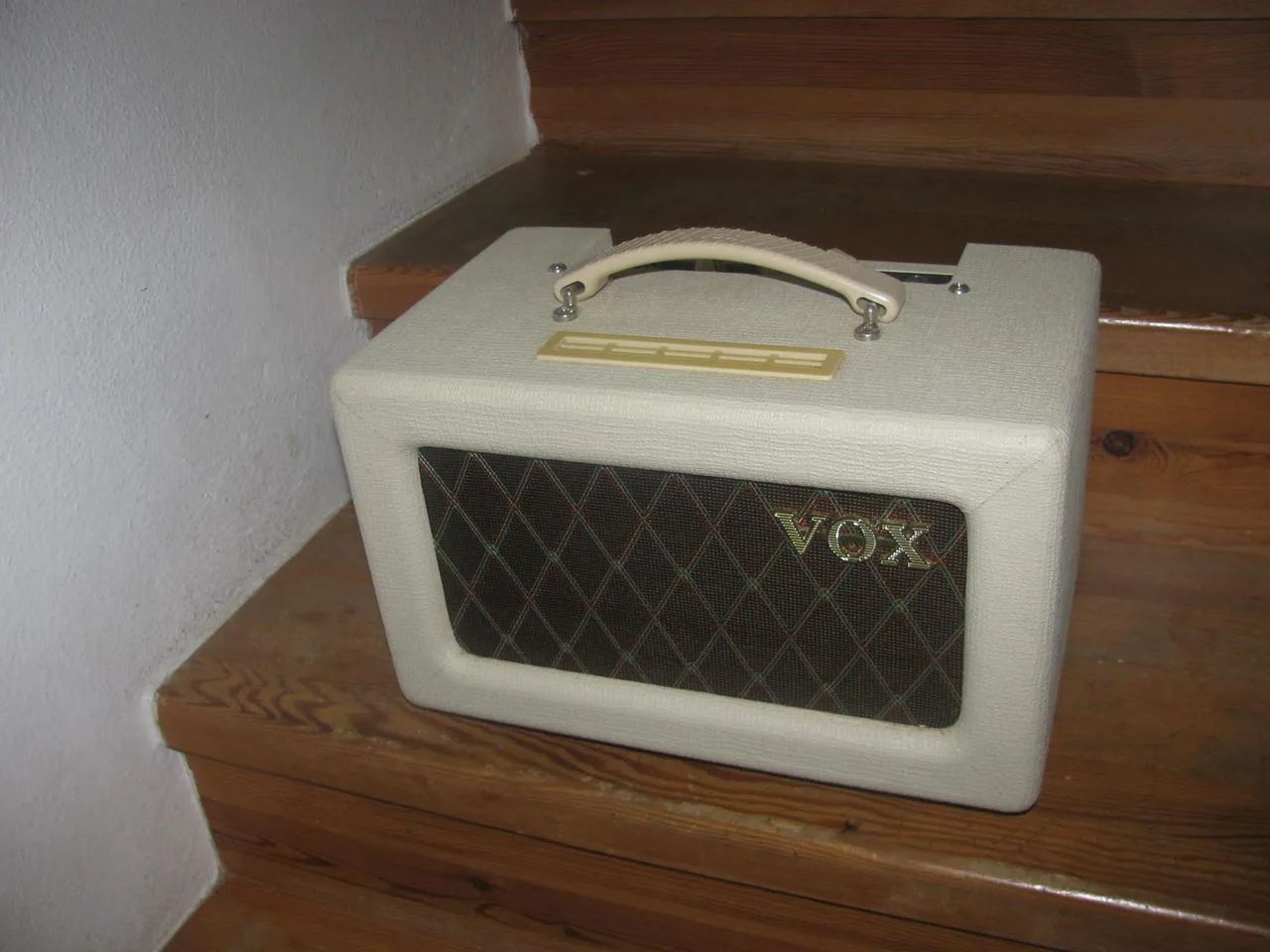 VOX AC4TVH