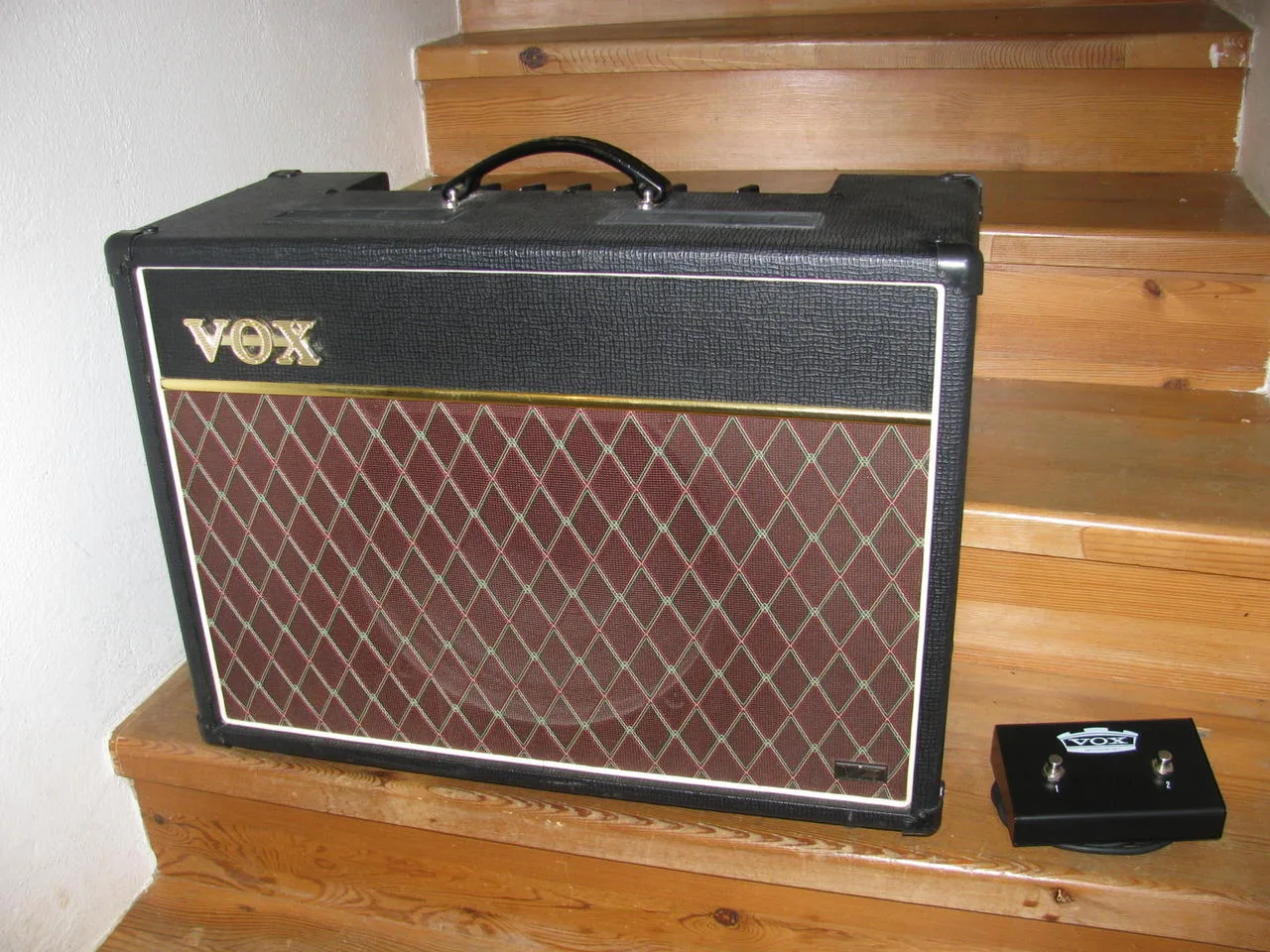 Kytarové Kombo VOX AC15VR + Footswitch