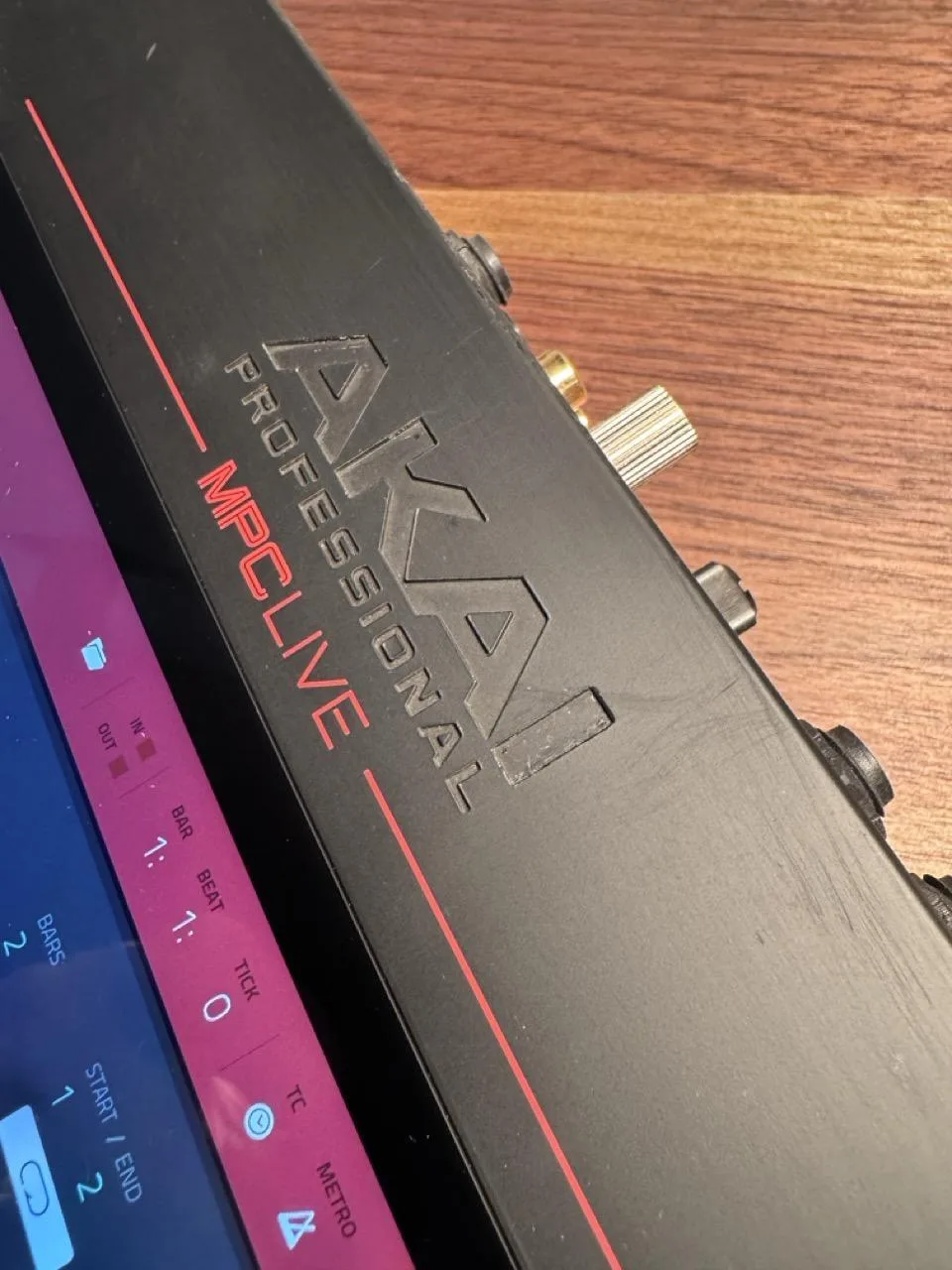 AKAI MPC Live
