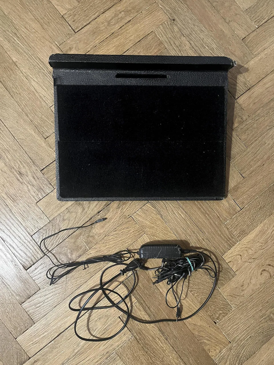 pedalboard Gator včetně zdroje