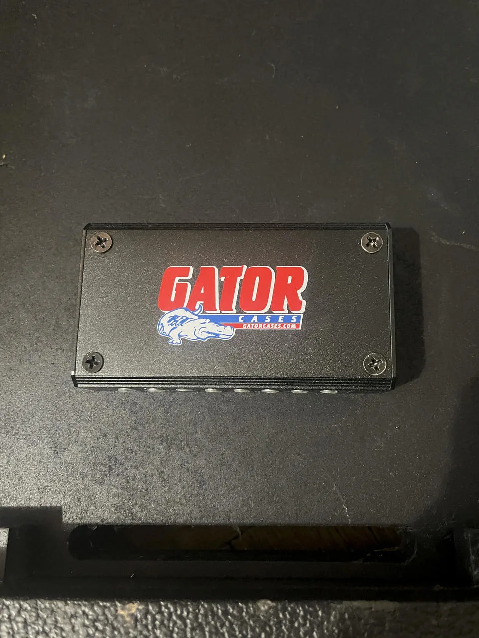 pedalboard Gator včetně zdroje
