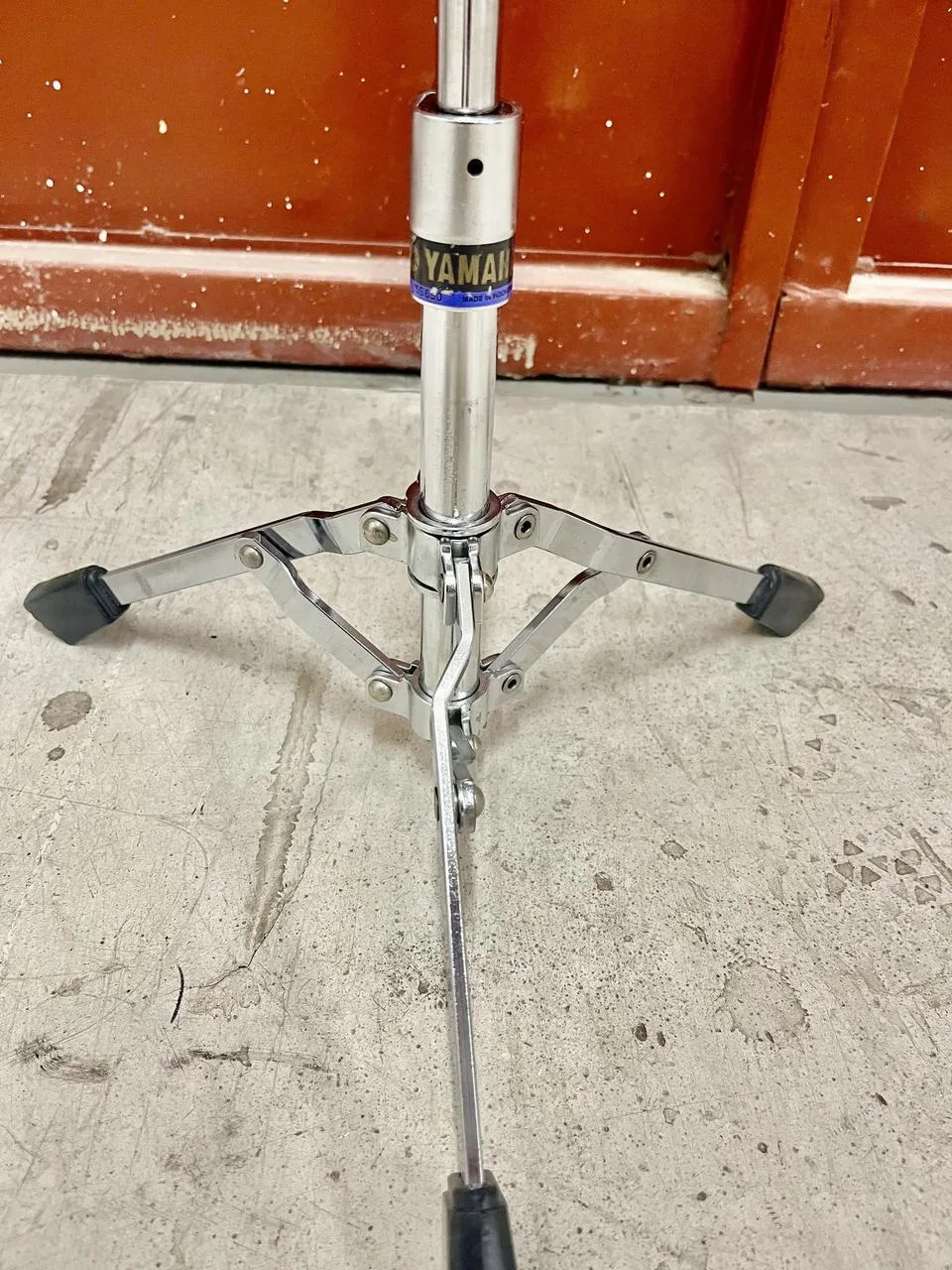Yamaha SS662 snare stojan.