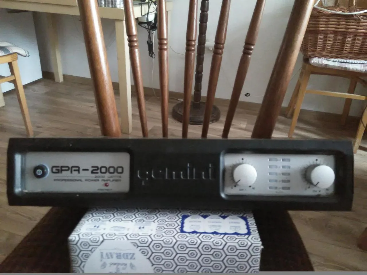Zesilovač Gemini GPR-2000