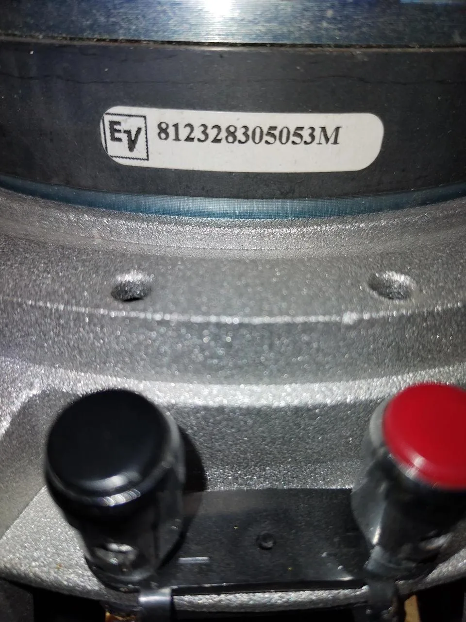 Reproduktor Electrovoice 12 /8Ohm.