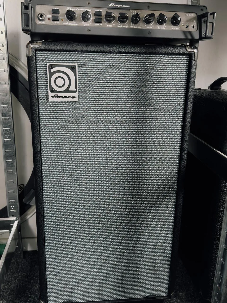 Ampeg 2x10
