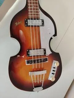 Hofner Violin Ignition bass