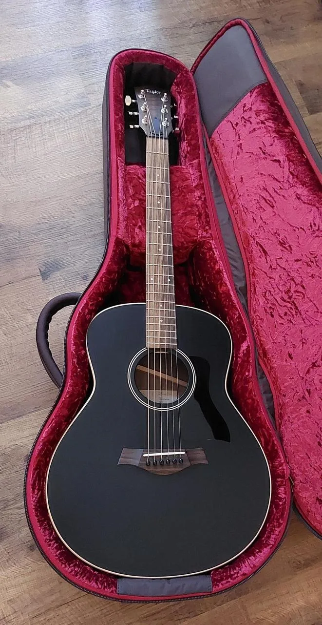 Taylor GTe Blacktop
