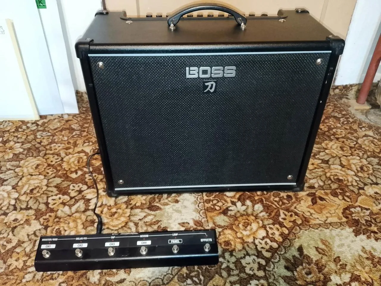 BOSS KATANA 100 MK1 + footswitch BOSS GA - FC