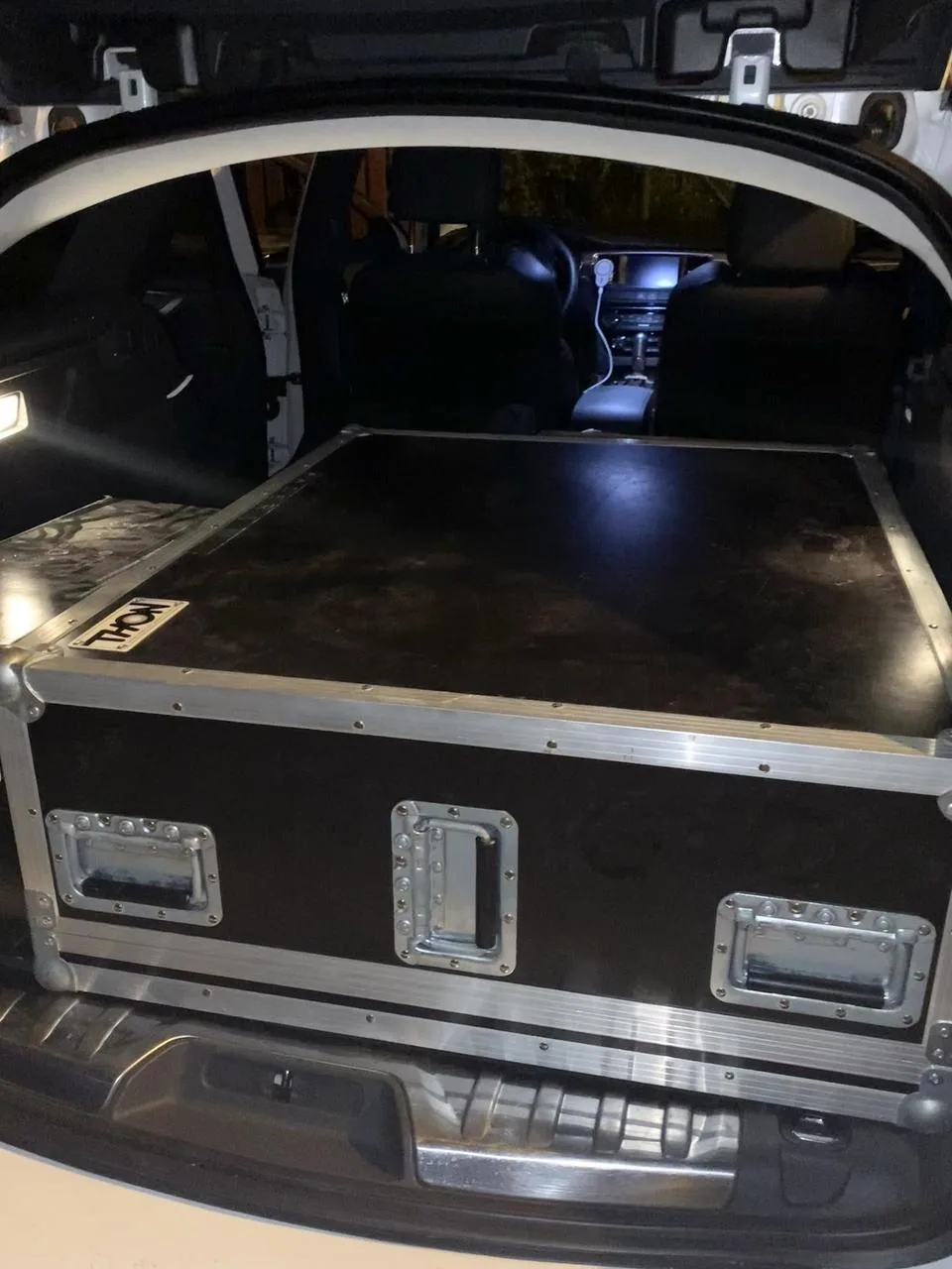 Midas M32Live + Thon case