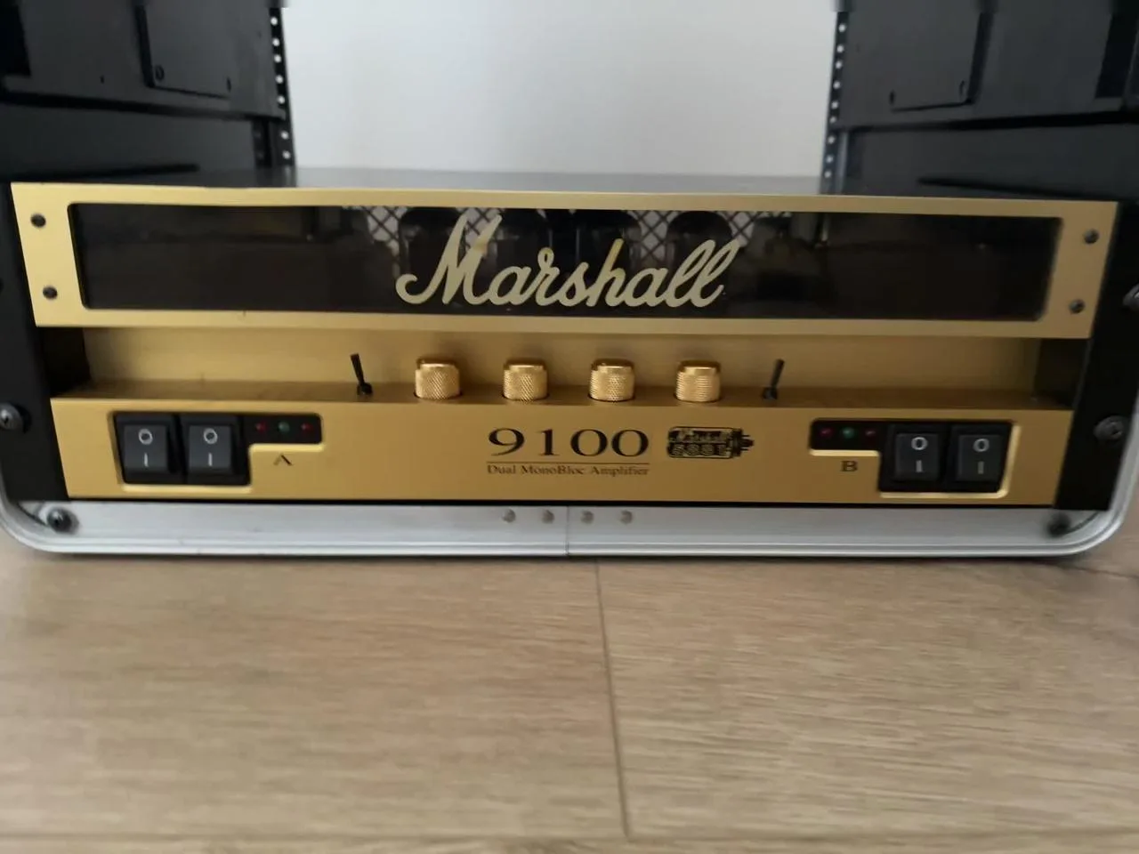 Prodám Marshall 9100