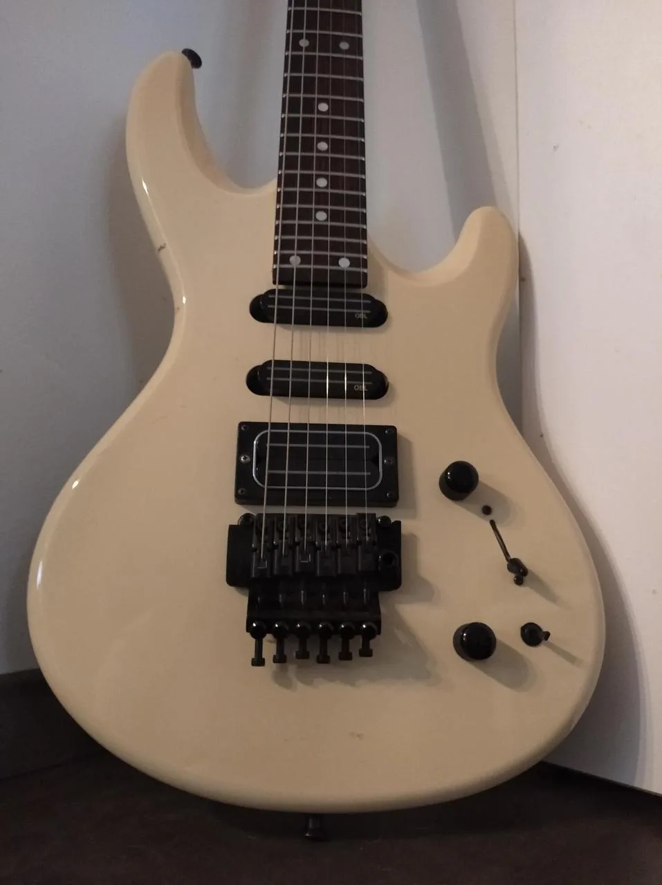 Hurricane MIJ CACOPHONY