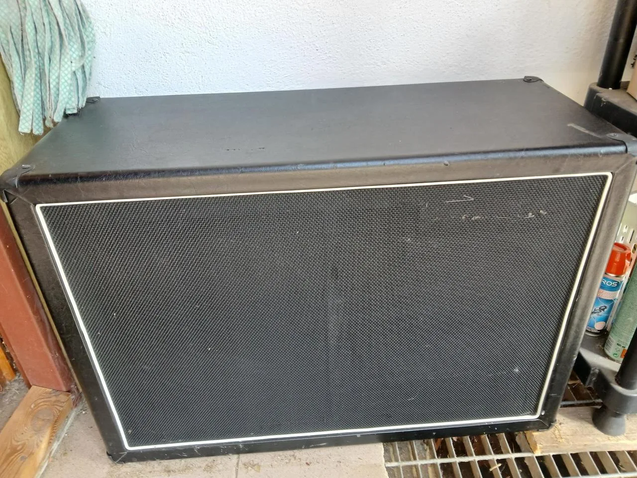 Box HB 2x12 osazeném Celesiton Vintage V30